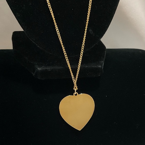 Gold Tone Heart Pendant Necklace - Picture 2 of 6